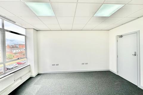 Office to rent, 17 Lichfield Street, Walsall, West Midlands, WS1 1TU