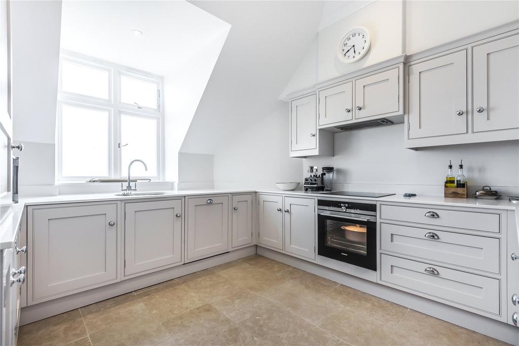 Bruce Manor Close, Wadhurst, TN5 2 bed apartment to rent £1,995 pcm