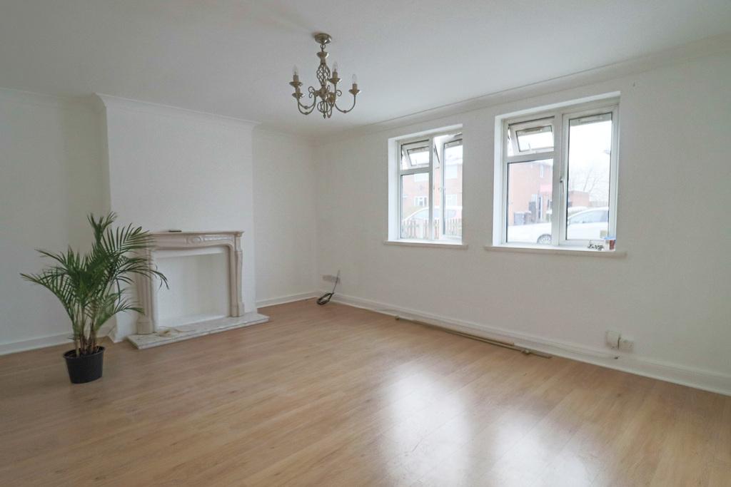 Freshfields, Newmarket, Suffolk 2 bed £900 pcm (£208 pw)