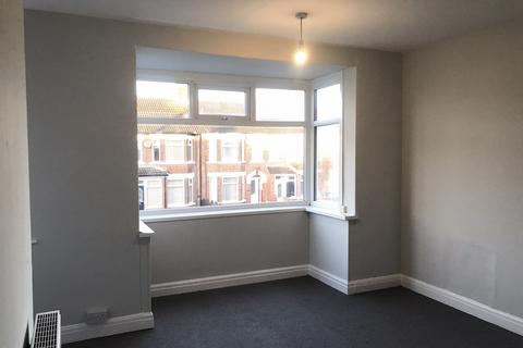 2 bedroom terraced house to rent, Rockford Avenue, Hull HU8