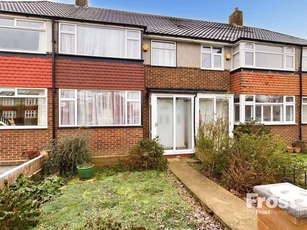 Harvest Road, Feltham, TW13 3 bed house £425,000