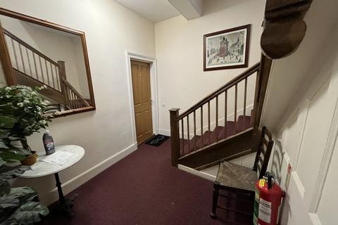 1 bedroom flat to rent, Broadbent House, Newport