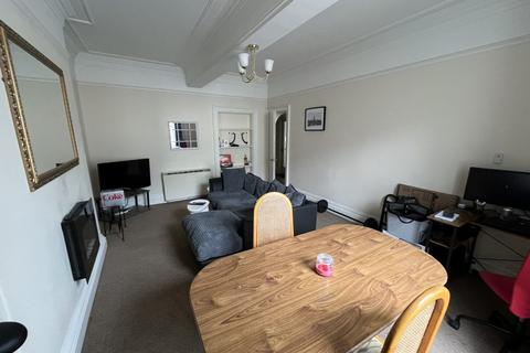1 bedroom flat to rent, Broadbent House, Newport