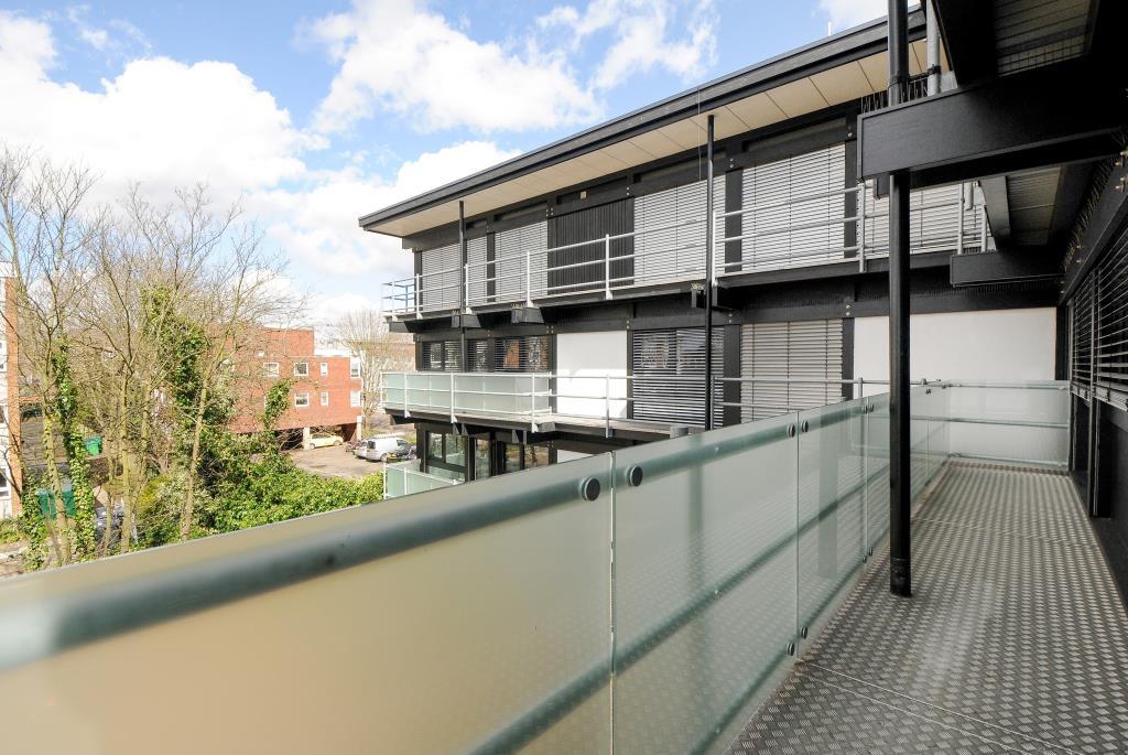 Victoria Villas, Richmond, TW9 1 bed flat £475,000