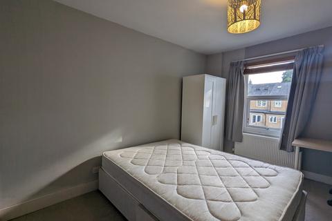 undefined, Hurst Street, Cowley, Oxford, Oxfordshire, OX4