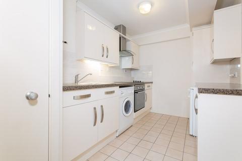 1 bedroom flat to rent, Milner Square, Angel