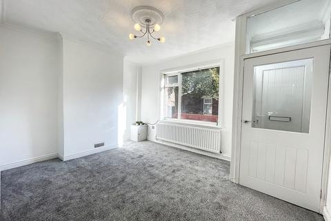 2 bedroom end of terrace house to rent, Sydney Street, Whitehall