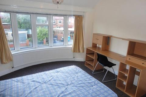 Weld Road, Withington, M20