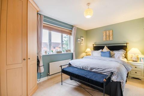 144 Telegraph Place, London, E14 9XD