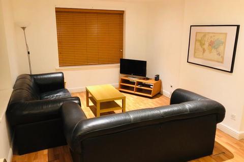 3 bedroom apartment to rent, Brotherton Drive, Salford, M3 6BH