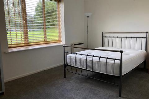 3 bedroom apartment to rent, Brotherton Drive, Salford, M3 6BH