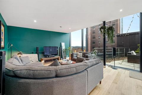 3 bedroom penthouse for sale, Great Ancoats Street, Manchester, M4 6DH