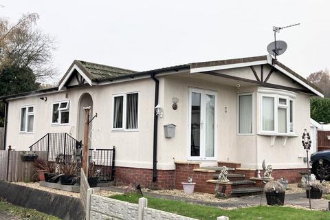 2 bedroom detached house for sale, Kemberton Close, Severn Gorge Park, Madeley, Telford, TF7