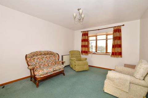1 bedroom flat for sale - Montargis Way, Crowborough, East Sussex