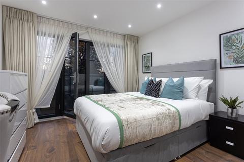 16 Hillcrest Road, Acton, London, W3 9RZ