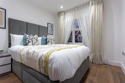 16 Hillcrest Road, Acton, London, W3 9RZ