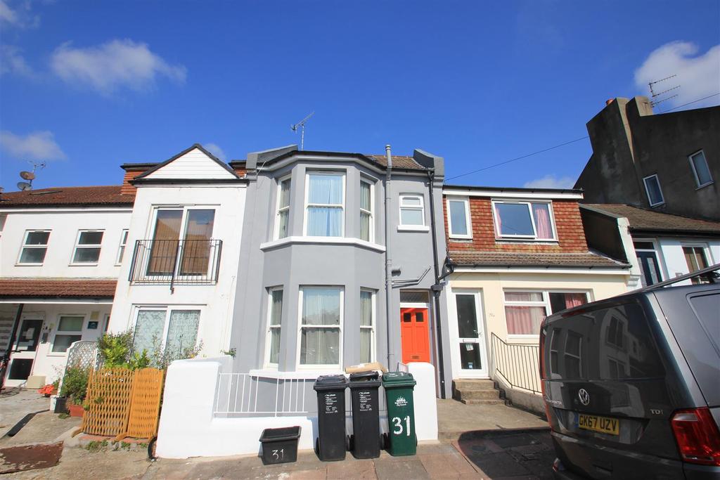 Shanklin Road, Brighton 6 bed house £3,900 pcm (£900 pw)