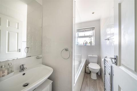 Flat E, 22 - 24 Ash Grove, London, SE20 7RD
