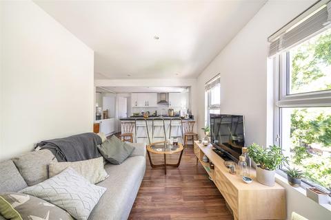 Flat E, 22 - 24 Ash Grove, London, SE20 7RD