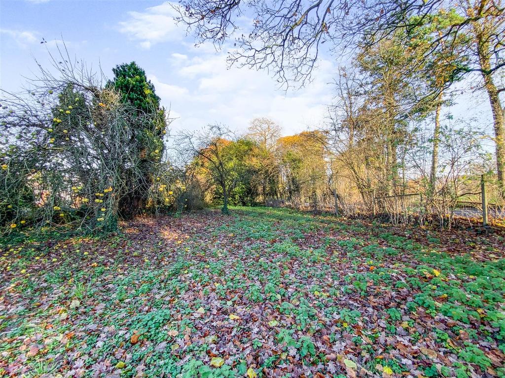 Shrewsbury Road, Craven Arms Land for sale £30,000