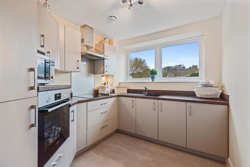 Elkington House, Charlton Green, Dover 2 bed apartment £280,000