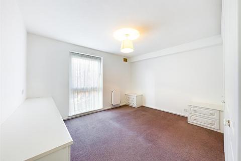 68 Bellfield, Croydon, CR0 9JX