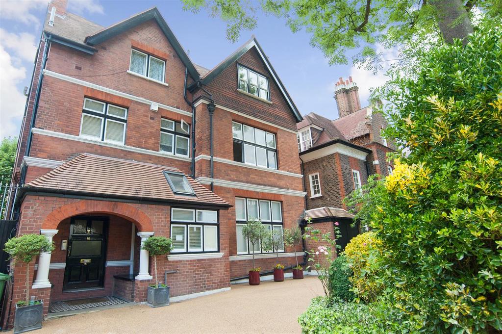 3, 15 Lindfield Gardens - Exterior NEW.jpg