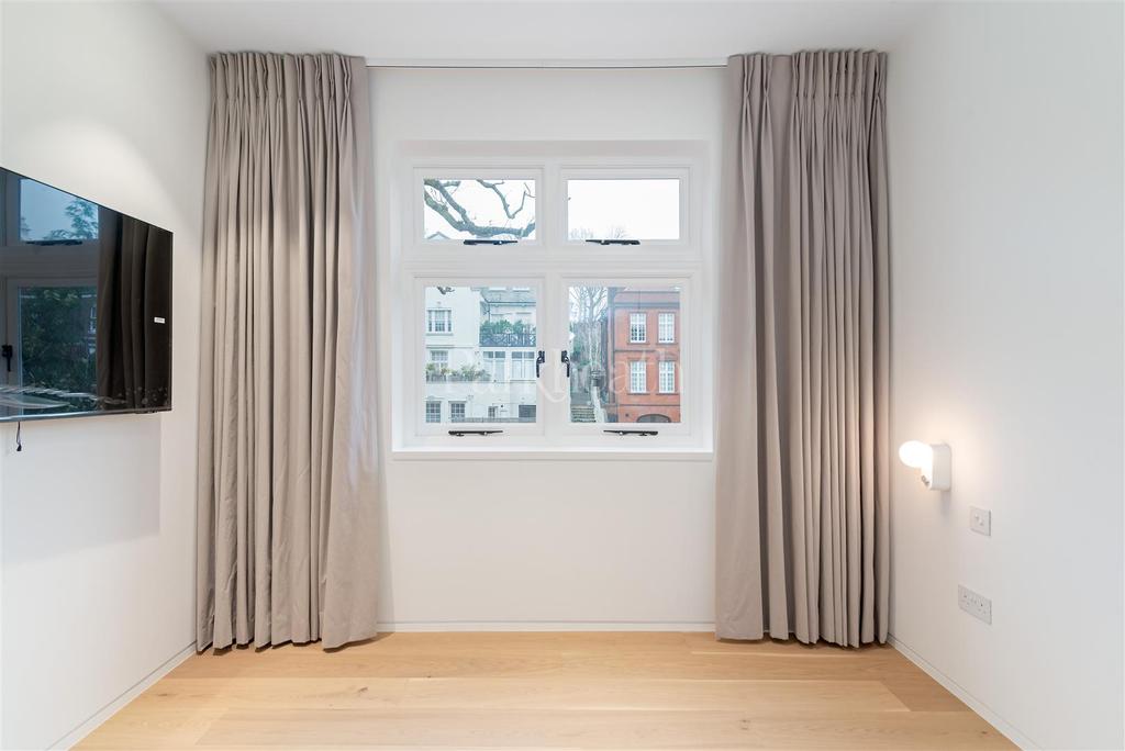 Lindfield Gardens NW3 6 PX-3.jpg