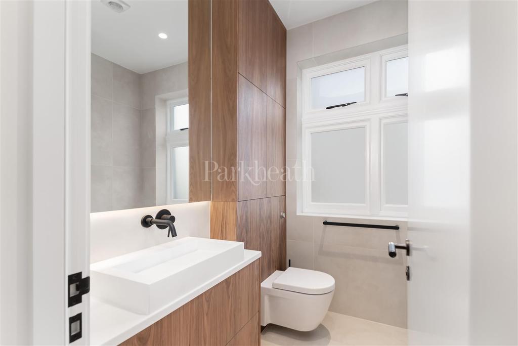Lindfield Gardens NW3 6 PX-9.jpg