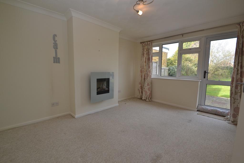 Cuckfield Crescent, Worthing, West Sussex, BN13 2ED 2 bed semidetached