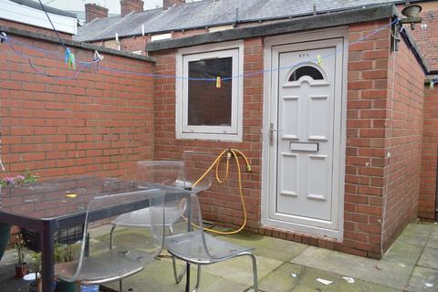 571 Ashton Road, Oldham, OL8 2NF