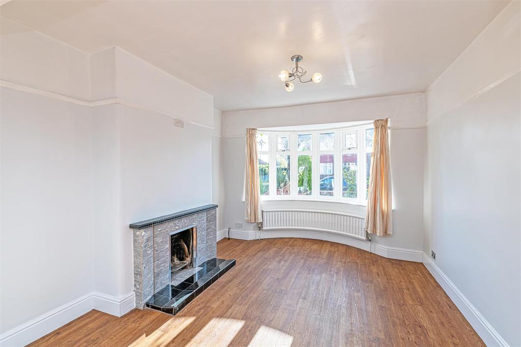 Withers Avenue, Warrington, Cheshire 3 bed semidetached house £1,000