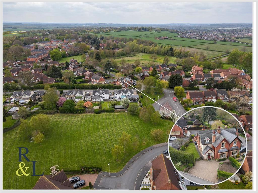 Saxondale Drive, Upper Saxondale, Nottingham 3 bed semidetached house