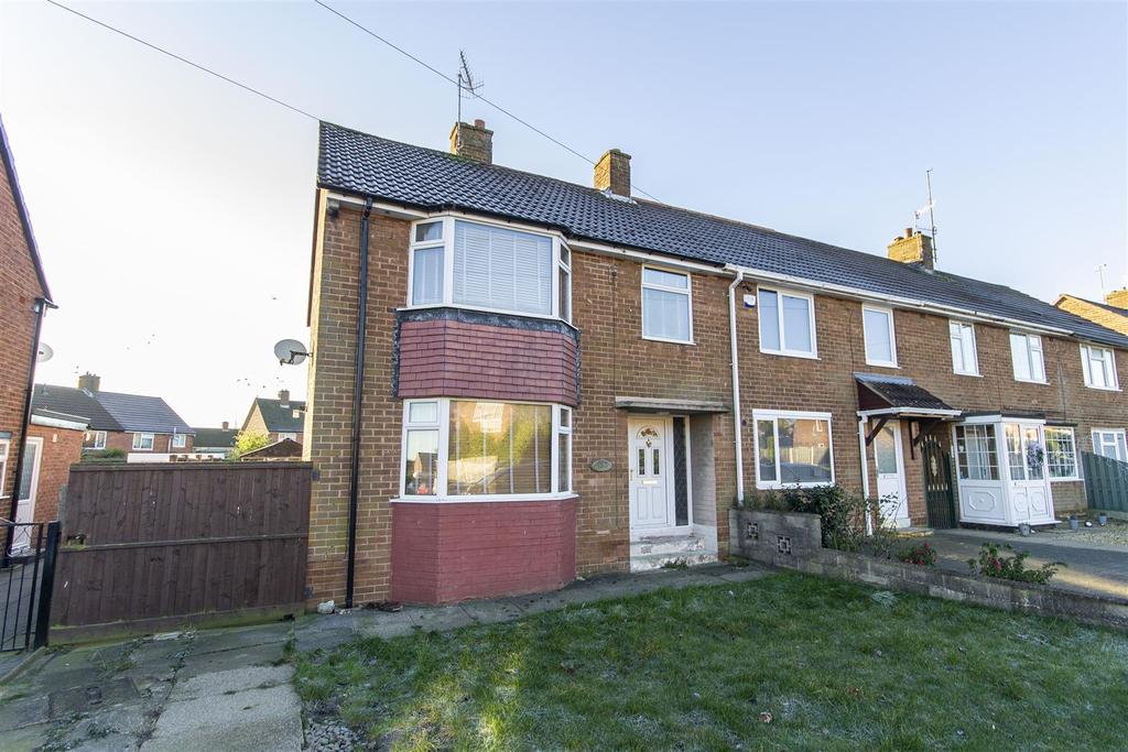 Ringwood Avenue, Chesterfield 3 bed terraced house £155,000