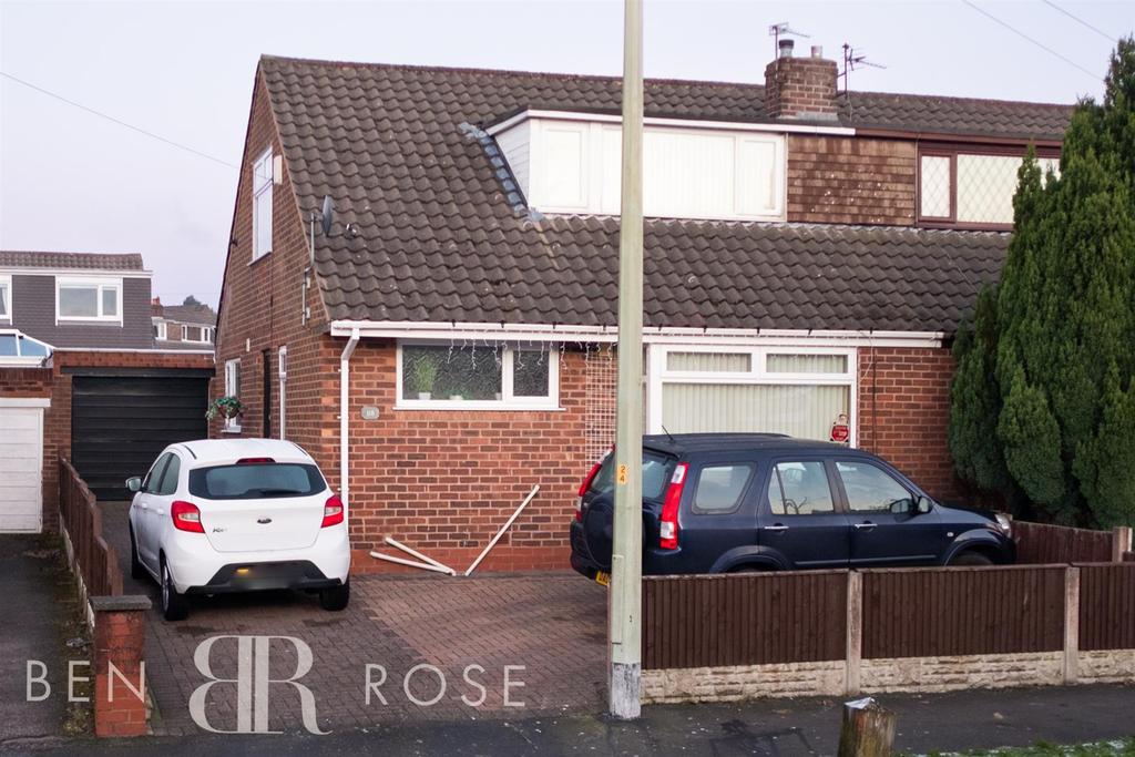 Collingwood Road, Chorley 2 bed semidetached house £189,995