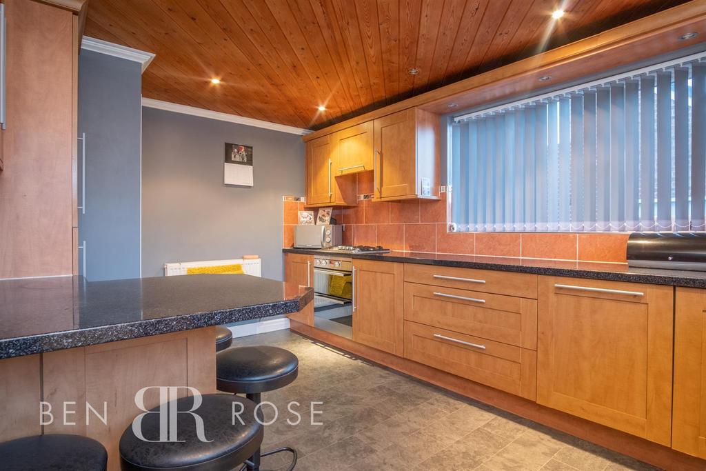 Collingwood Road, Chorley 2 bed semidetached house £189,995