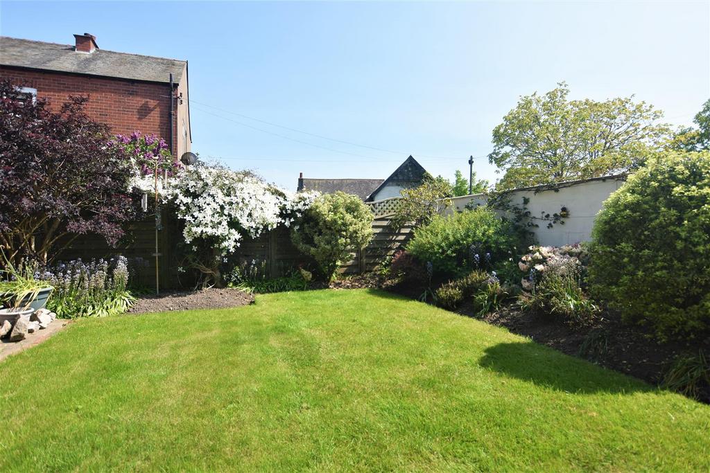 Croslands Park Road, BarrowInFurness 4 bed semidetached house £459,950