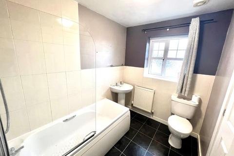 2 Denham Close, Prenton, CH43 7NB