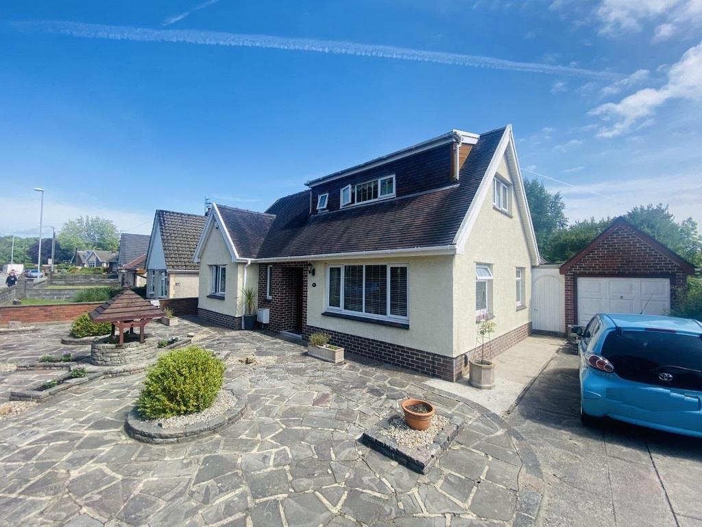 Gorwydd Road, Gowerton, Swansea 4 bed detached bungalow £379,950