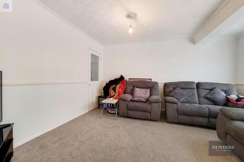 19 Stanwyck Gardens, Romford, RM3 7JU