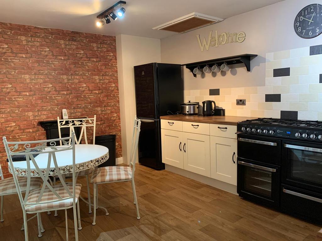 Wrelton, Pickering 2 bed terraced house £170,000