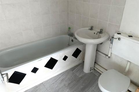 1 bedroom apartment for sale - Vyrnwy Place, SY11 1PA