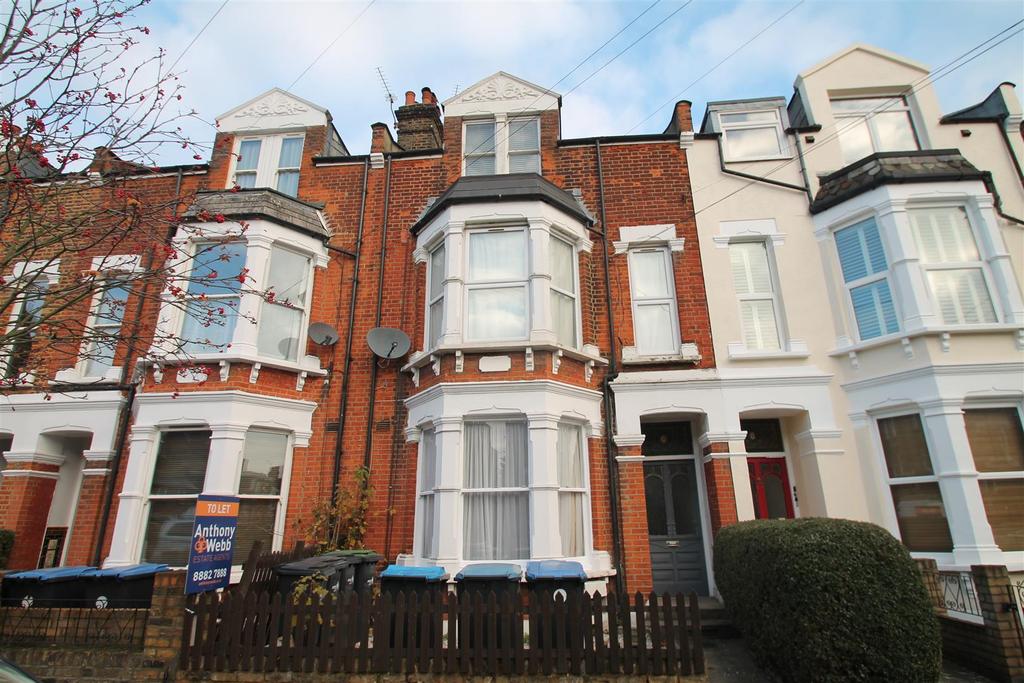 Park Avenue, Palmers Green N13 2 bed flat £1,700 pcm (£392 pw)