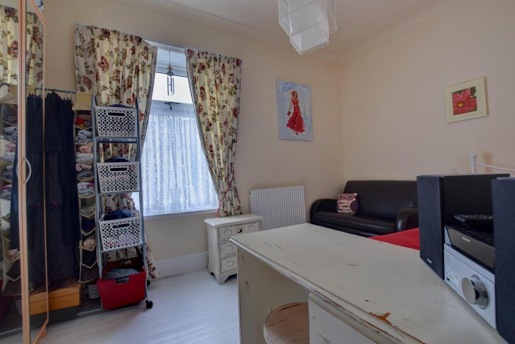 Dickson Street, Colne 2 bed terraced house £98,950