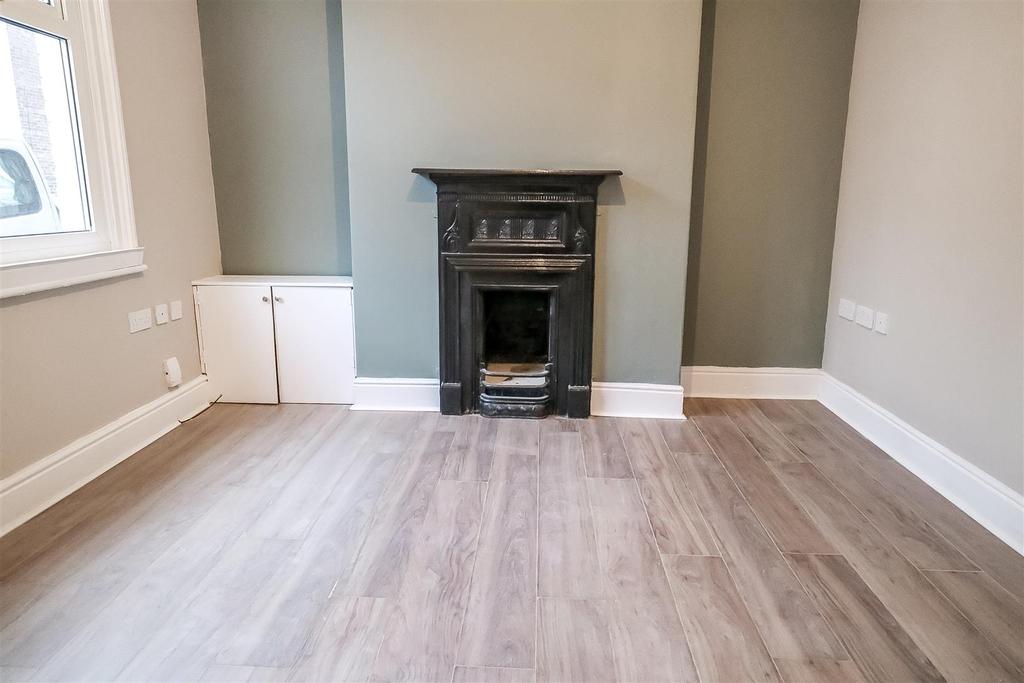 Cumberland Street, Darlington 2 bed terraced house to rent £495 pcm (£114 pw)