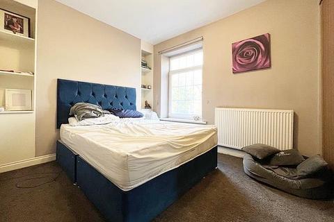 68 Doncaster Road, Darfield, Barnsley, S73 9HX