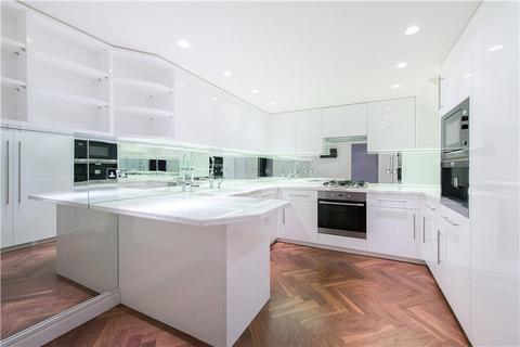 3 bedroom apartment to rent, Cadogan Square, Knightsbridge, London, SW1X