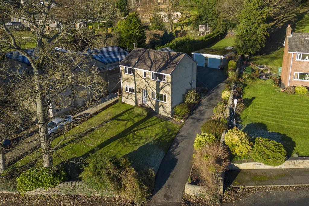 Brian Royd Lane, Greetland, Halifax 4 bed detached house £400,000