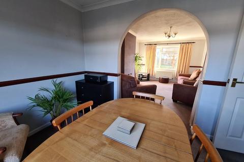 10 Caeau Duon, Pencoed, Bridgend, CF35 6SW