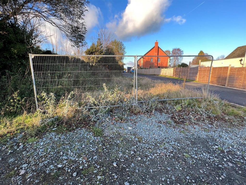 Ellesmere Road, Tetchill, Ellesmere. Plot for sale £60,000